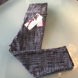 Bia Brazil Capri leggings one size